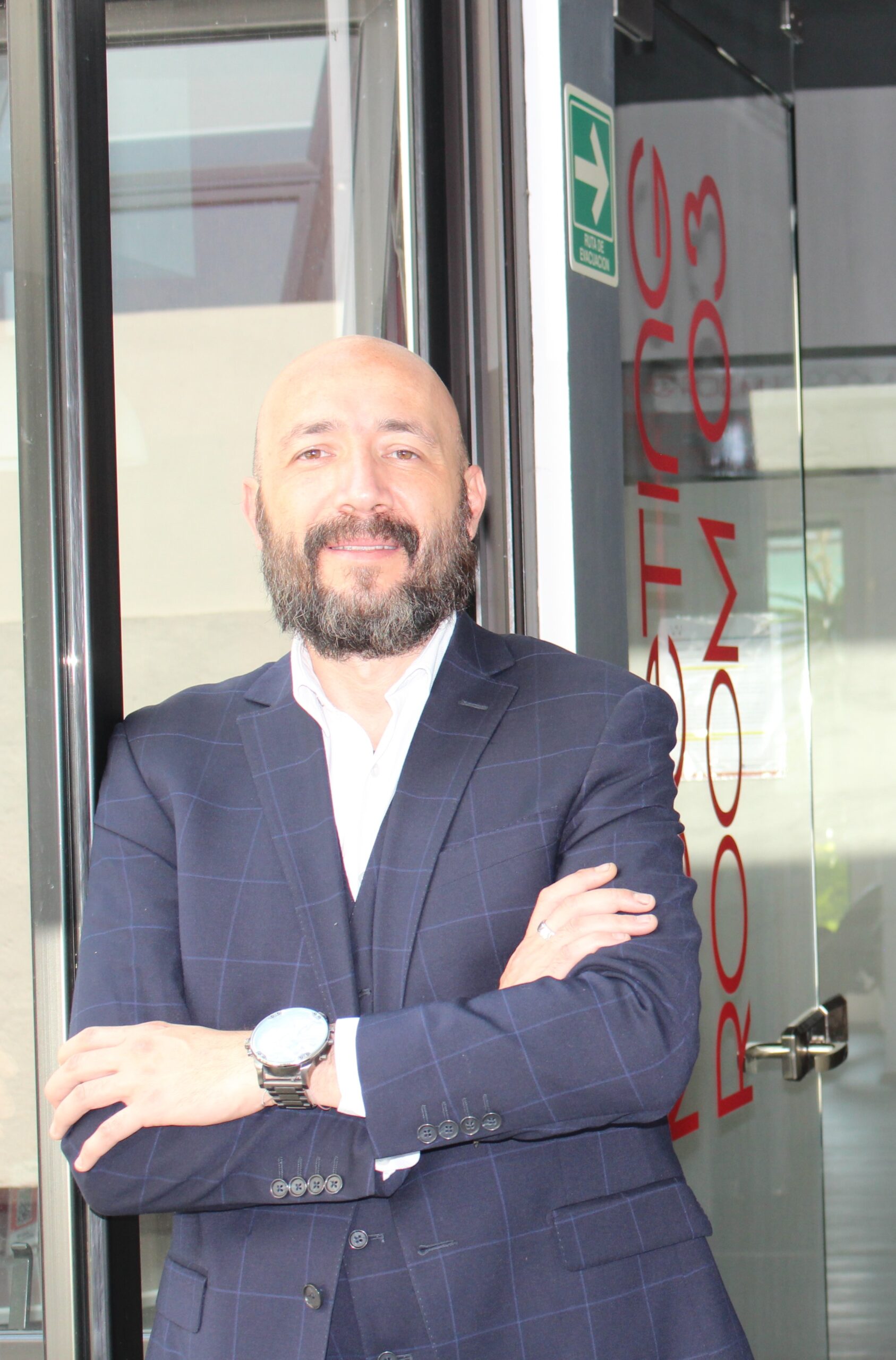 Rodrigo Ramirez CEO www EVOLVE Rodrigo Ramirez CEO www EVOLVE